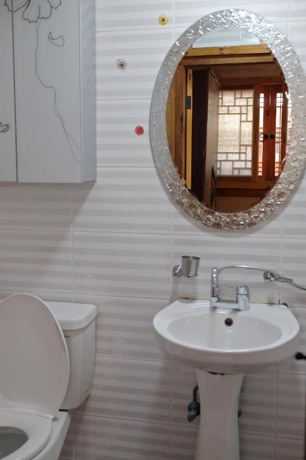 Haemil Hanok Guesthouse Seoul Zimmer foto